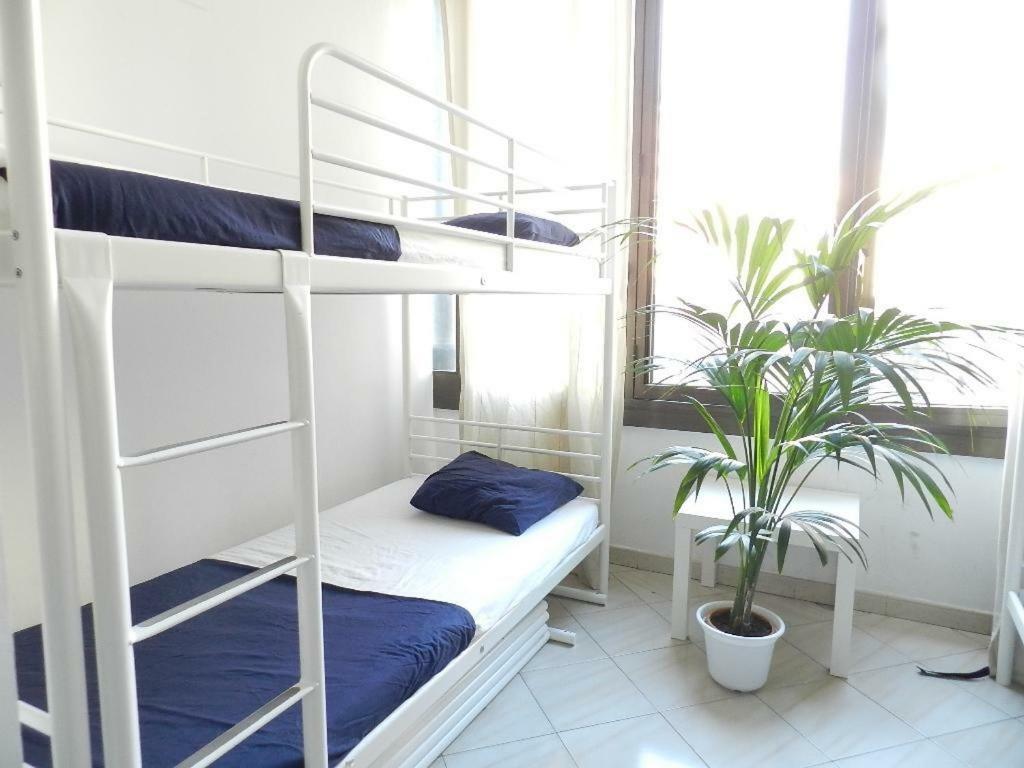 Art City Hostel Barcelona (Adults Only) Екстериор снимка